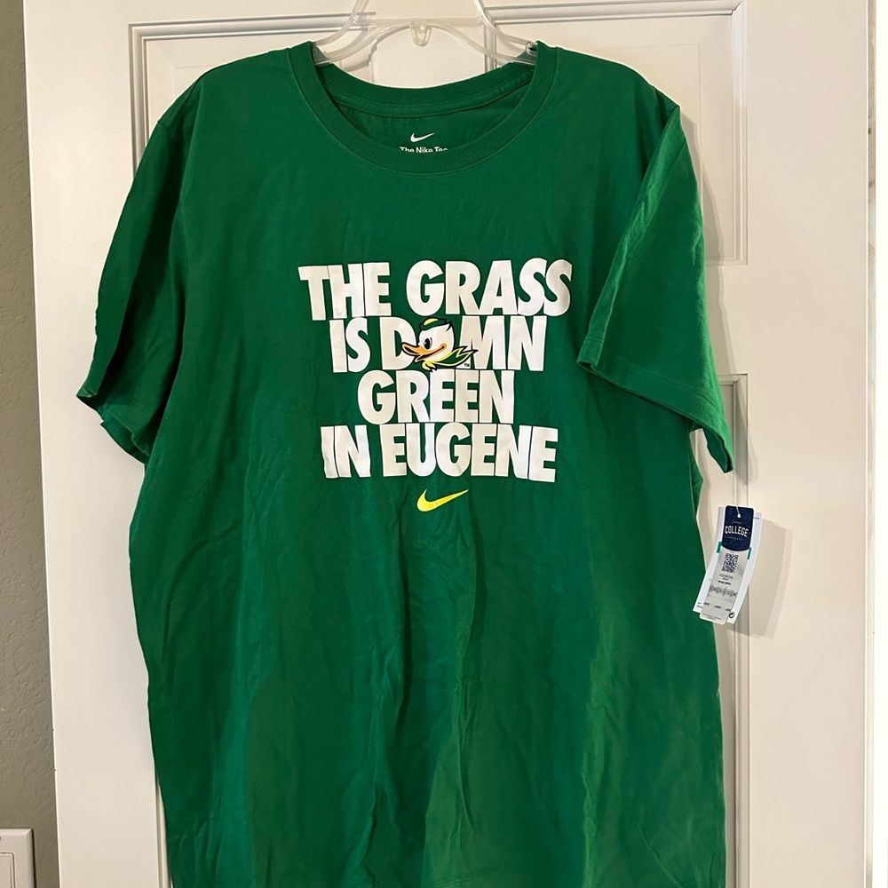 Nike Men's Green Graphic Tee Oregon Ducks NWT’s